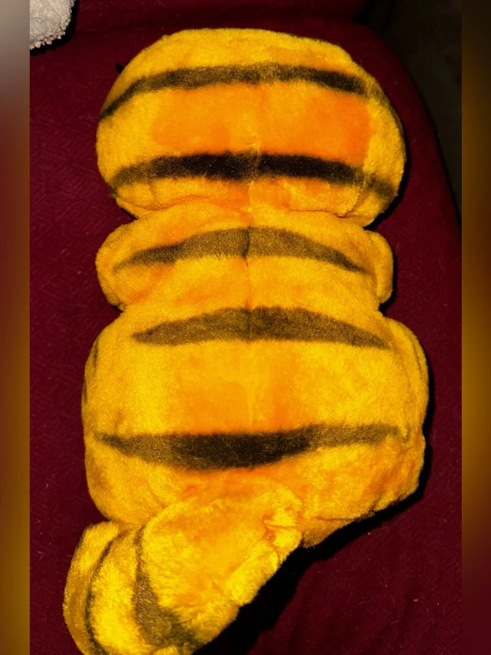 🧡 Vintage Garfield Plush by Dakin – 12” – Retro Collectible